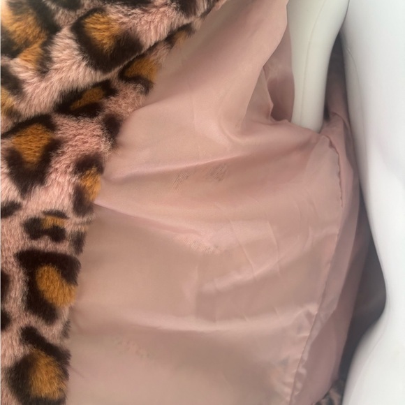 Candie's Pink and Black Teddy Jacket with Plush Texture and Oversized Fit - Picture 5 of 6